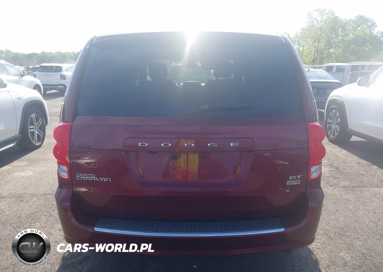 2018 Dodge Grand Caravan Gt VIN:2C4RDGEG3JR254447 - 16