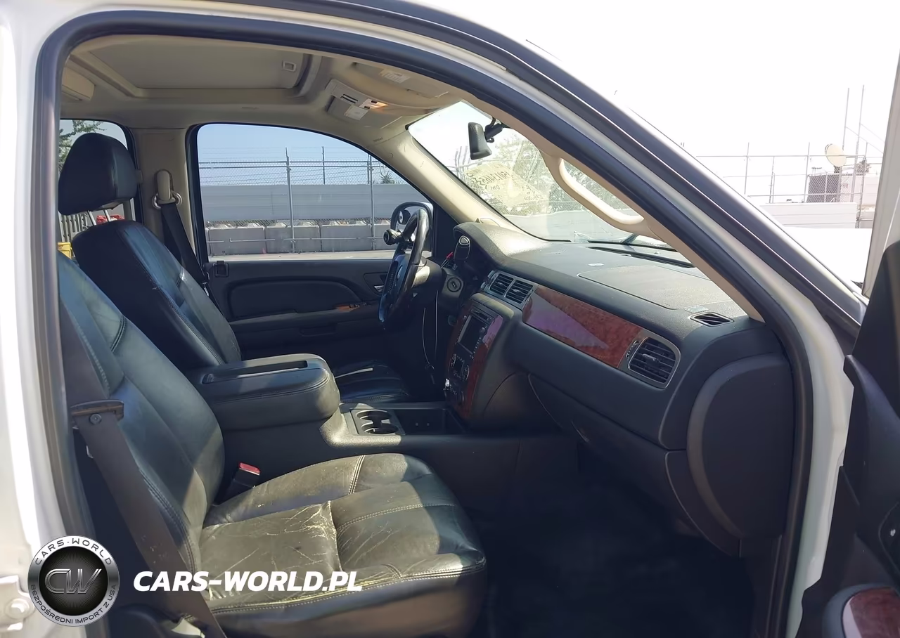 2007 Chevrolet Tahoe Lt VIN:1GNFC13J67R104713 - 5