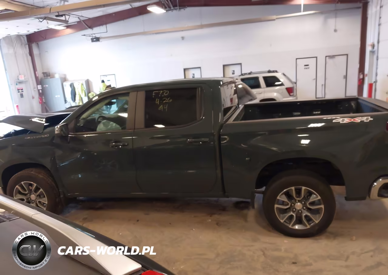 2026 Chevrolet Silverado 1500 4Wd Short Bed Lt With 2Fl VIN:3GCPKKEKXTG175242 - 13