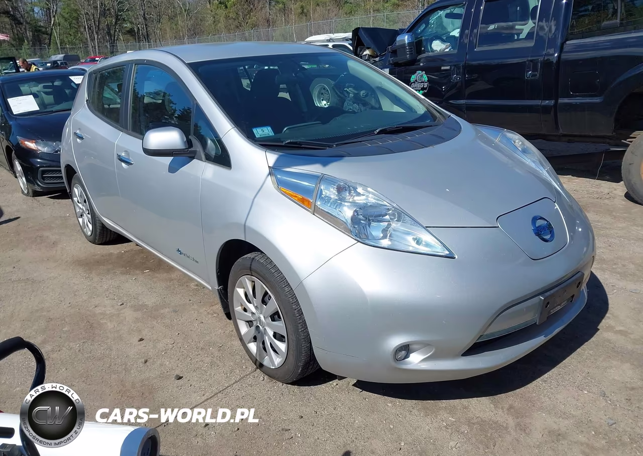 2015 Nissan Leaf S