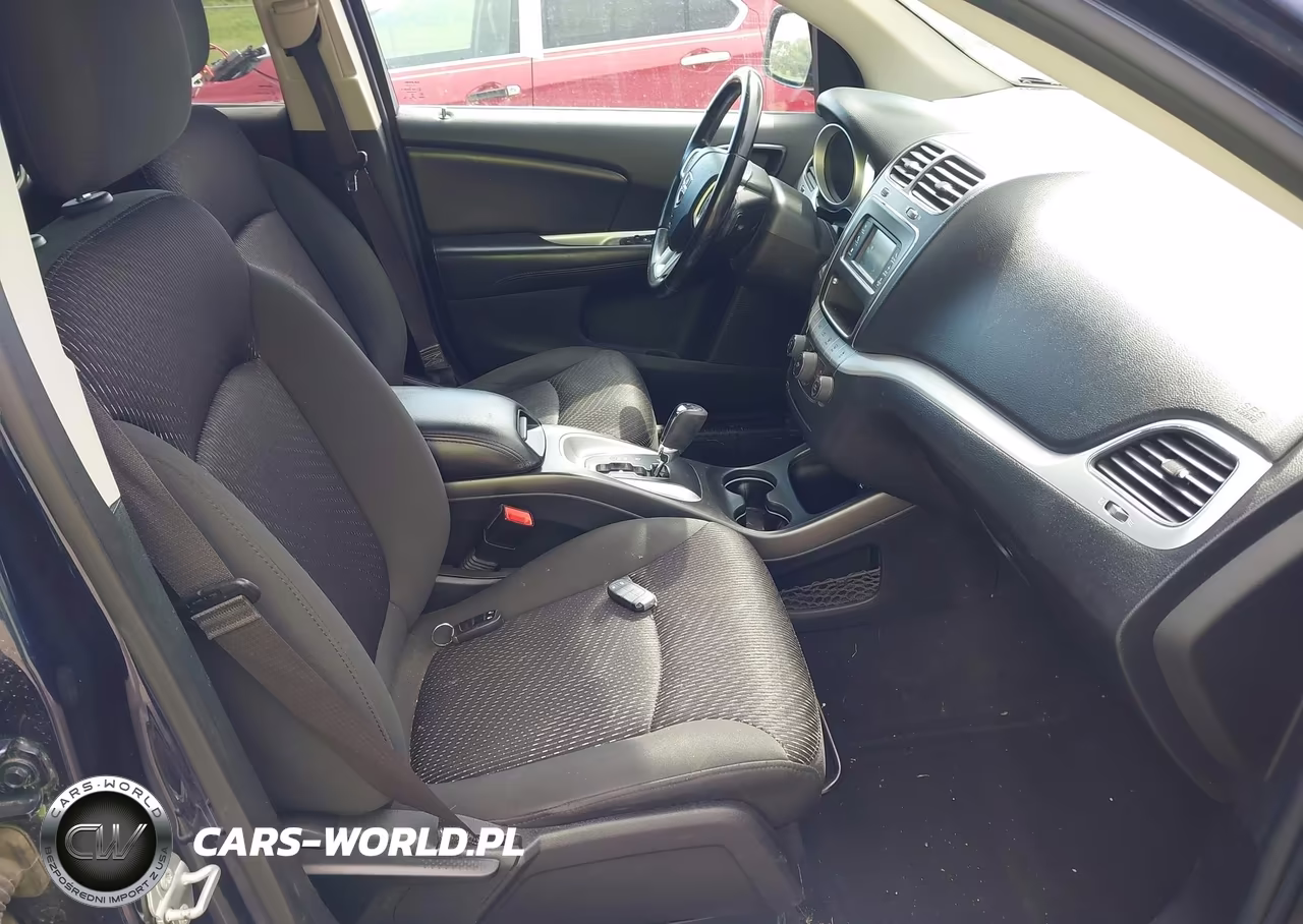 2019 Dodge Journey Se VIN:3C4PDCBB2KT859115 - 5