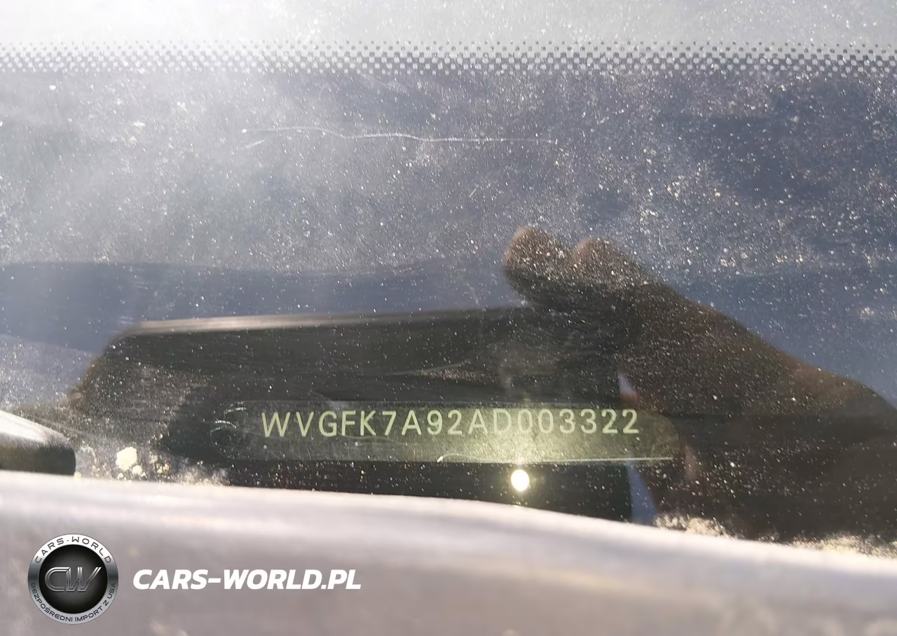 2010 Volkswagen Touareg V6 Tdi VIN:WVGFK7A92AD003322 - 9