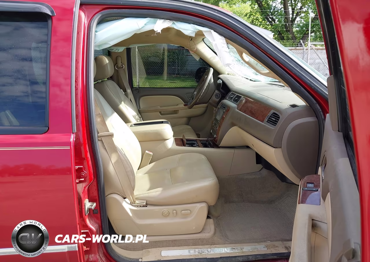 2012 Chevrolet Suburban 1500 Ltz VIN:1GNSKKE71CR302893 - 5