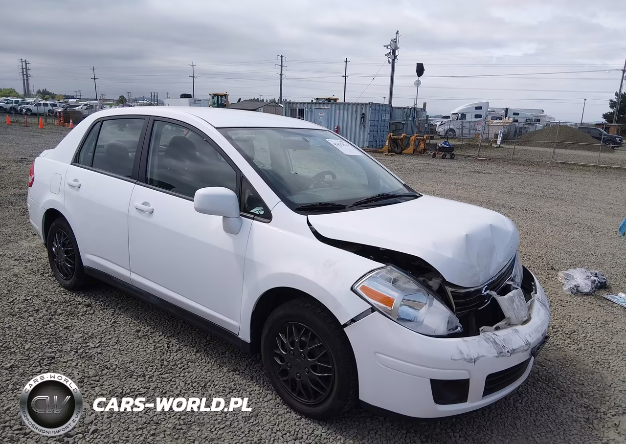 2011 Nissan Versa 1.8S