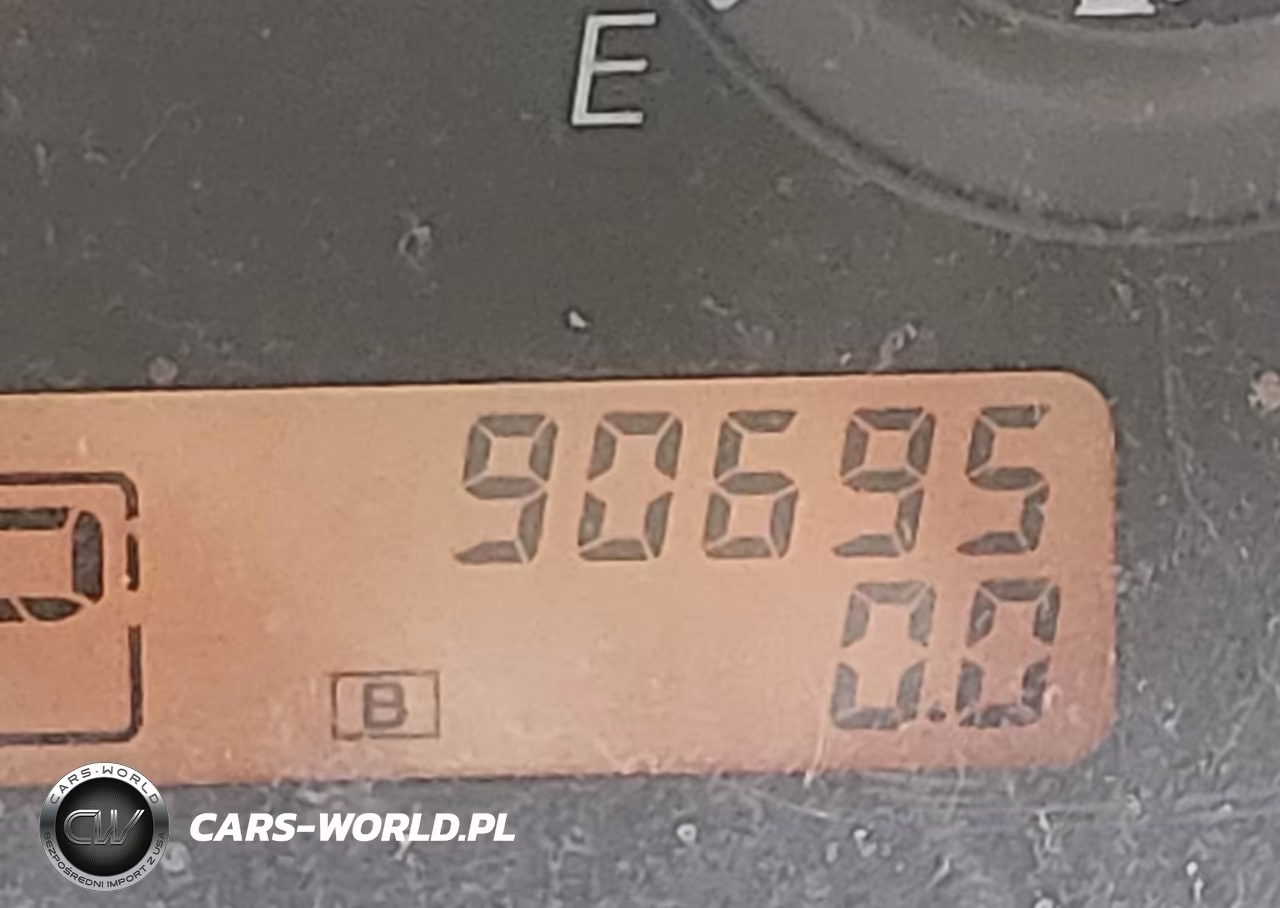 2011 Nissan Versa 1.8S VIN:3N1BC1APXBL470529 - 15