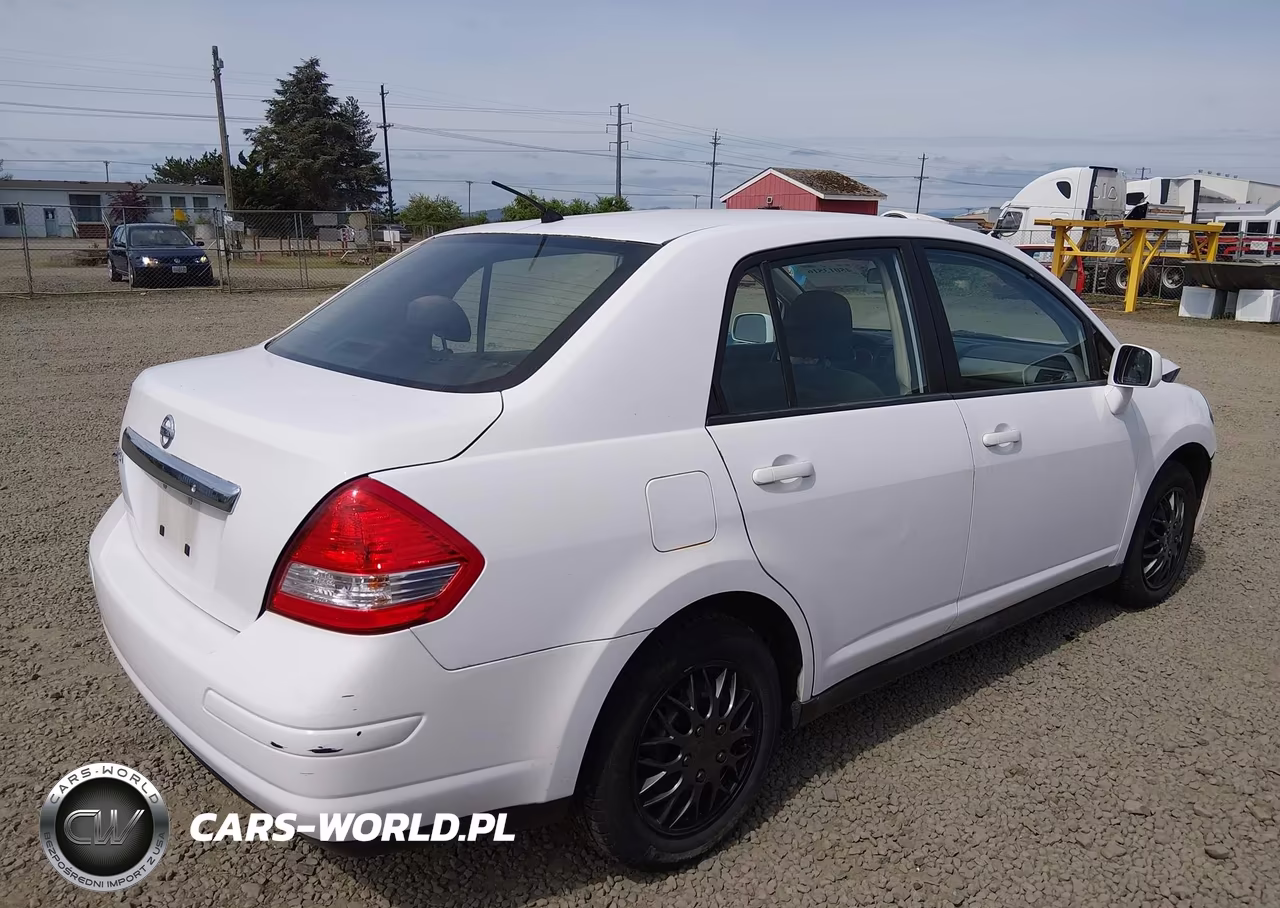 2011 Nissan Versa 1.8S VIN:3N1BC1APXBL470529 - 4