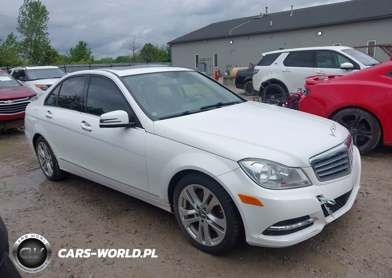 2013 Mercedes-Benz C 300 Luxury 4Matic – zdjęcie 1 z 21