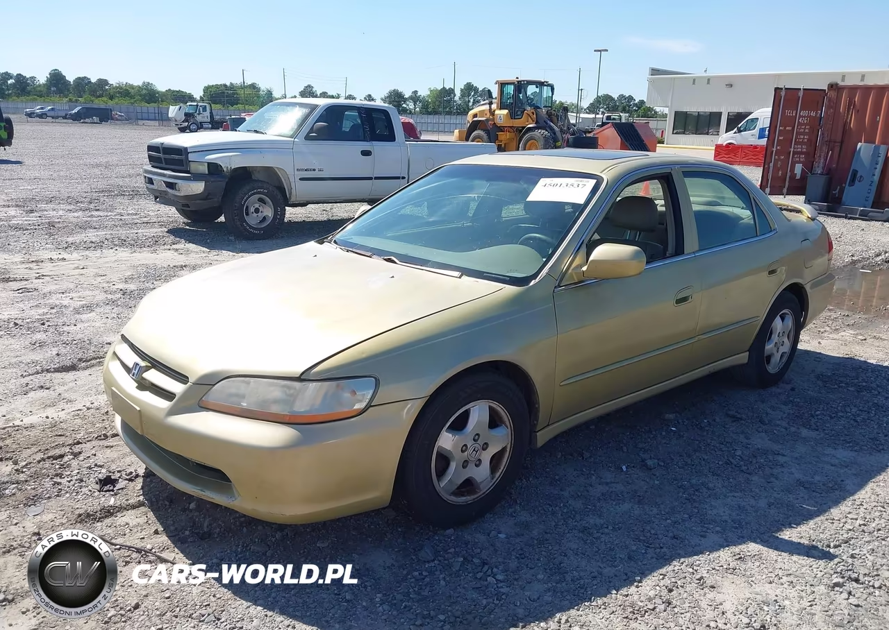 2000 Honda Accord 3.0 Ex VIN:1HGCG1654YA040770 - 2