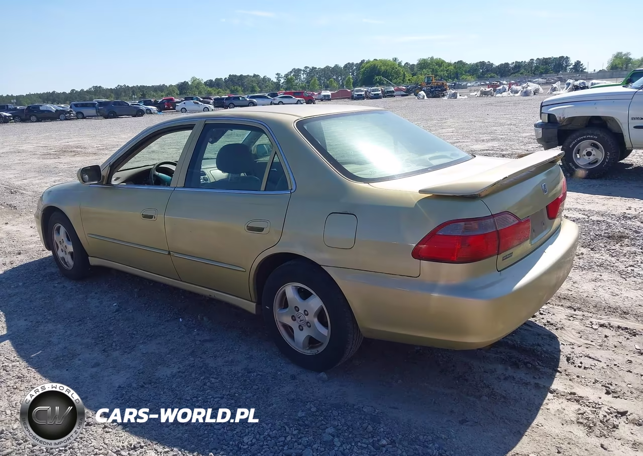 2000 Honda Accord 3.0 Ex VIN:1HGCG1654YA040770 - 3