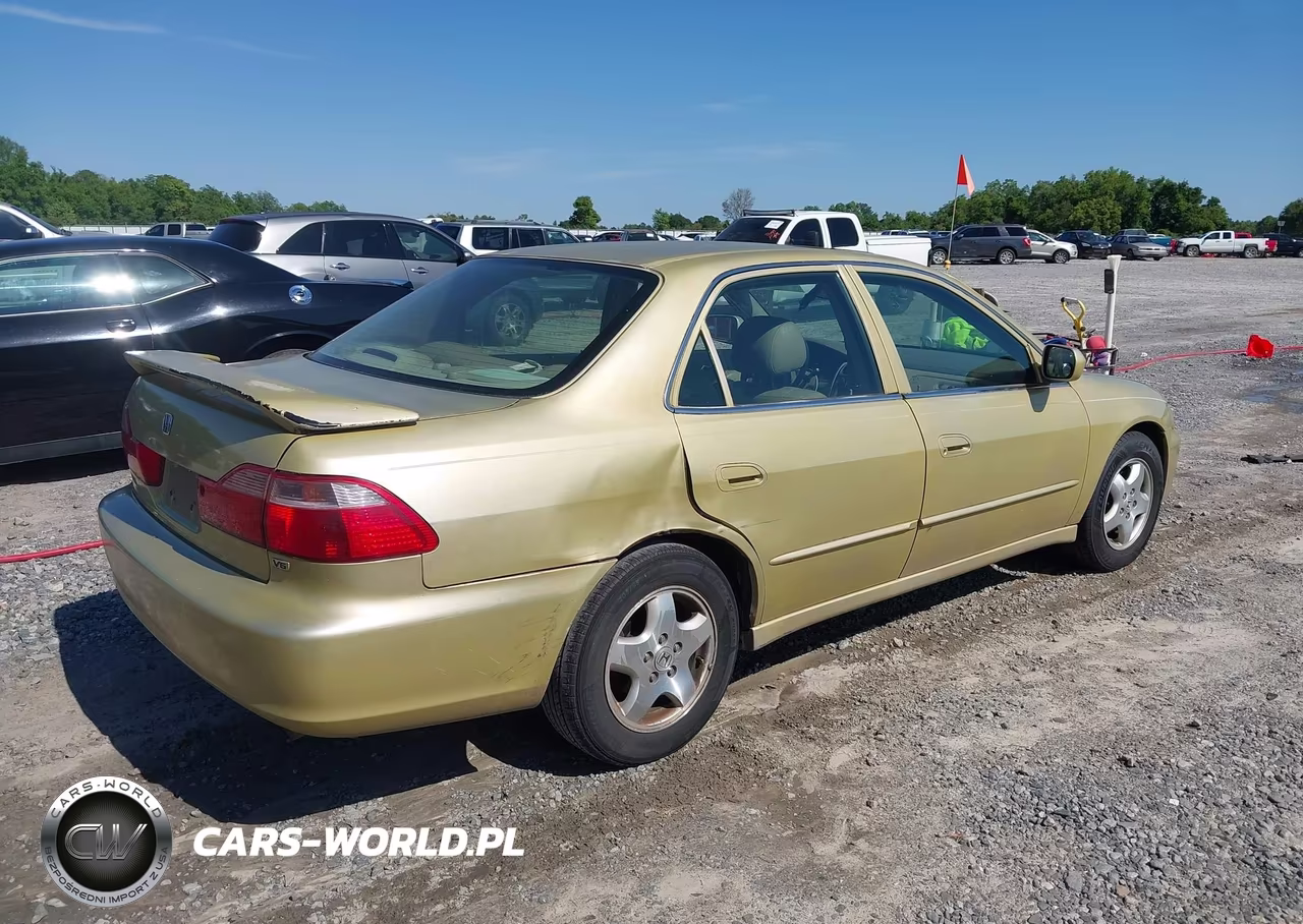 2000 Honda Accord 3.0 Ex VIN:1HGCG1654YA040770 - 4