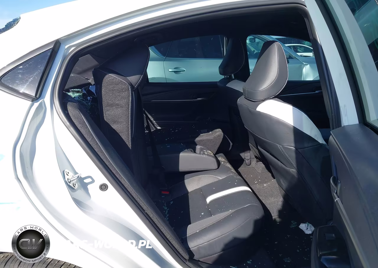 2026 Toyota Camry Se VIN:4T1DAACK1TU218491 - 8