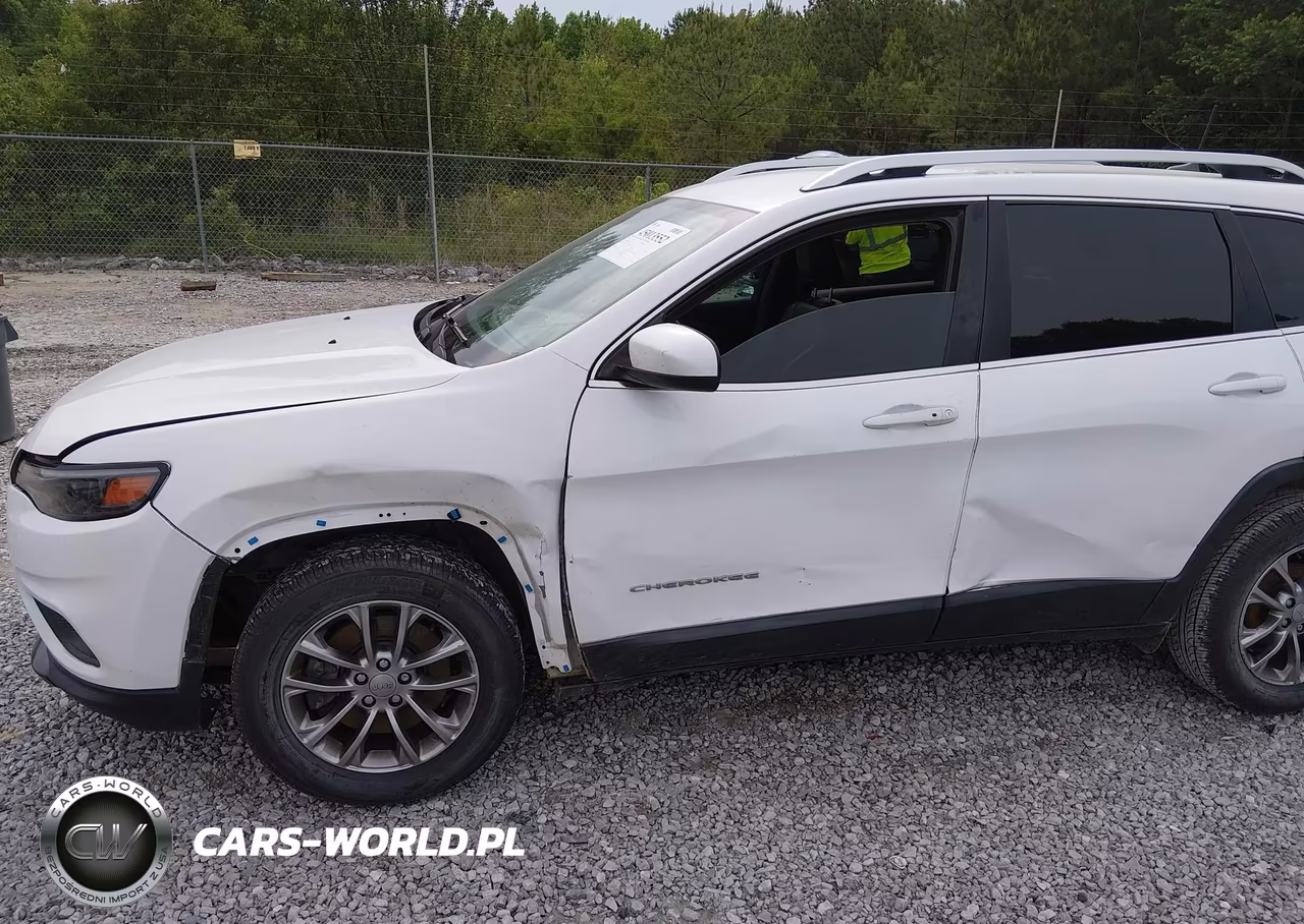 2019 Jeep Cherokee Latitude Plus Fwd VIN:1C4PJLLB0KD160014 - 6