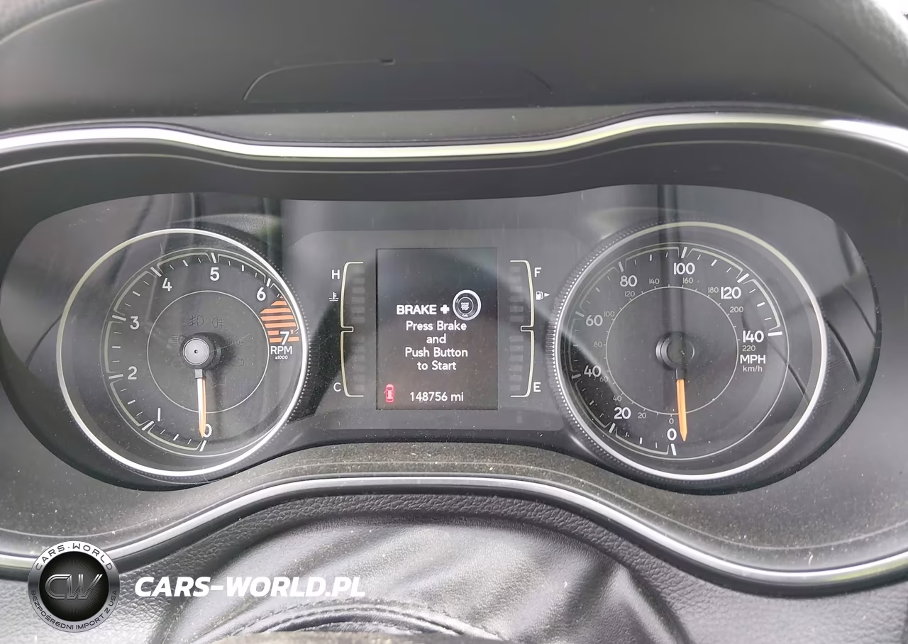 2019 Jeep Cherokee Latitude Plus Fwd VIN:1C4PJLLB0KD160014 - 7