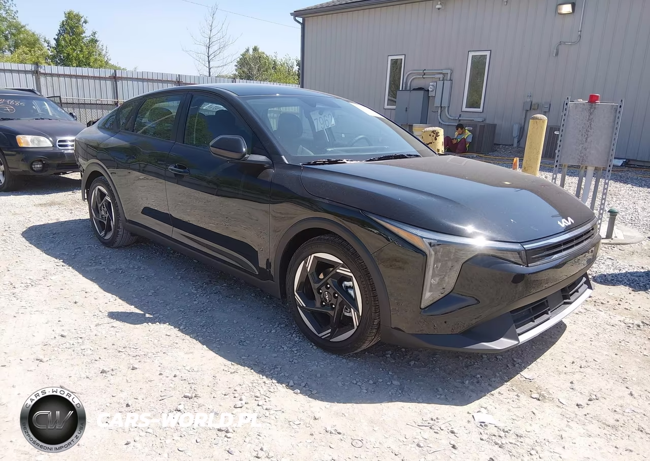 2026 Kia K4 Ex – zdjęcie 1 z 16