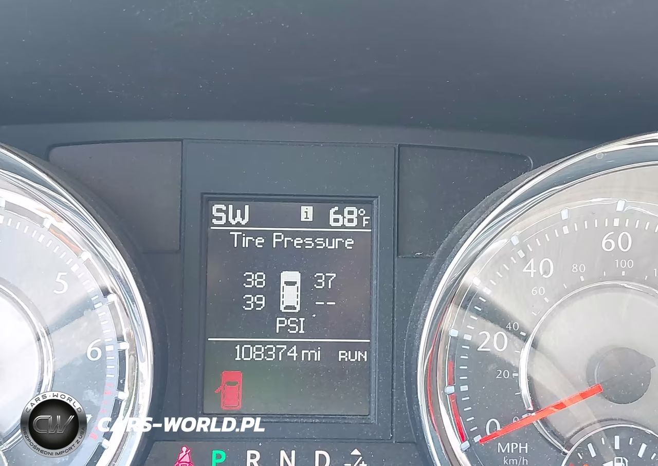 2012 Chrysler Town & Country Touring VIN:2C4RC1BG8CR162466 - 7