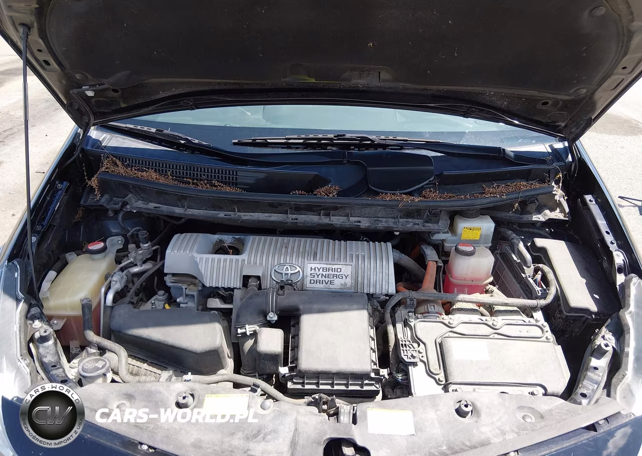 2015 Toyota Prius V Two VIN:JTDZN3EU6FJ024196 - 10