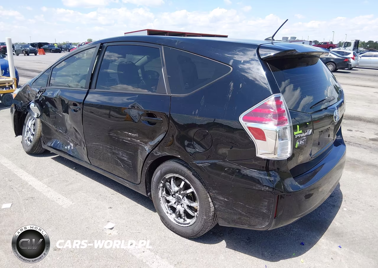 2015 Toyota Prius V Two VIN:JTDZN3EU6FJ024196 - 3