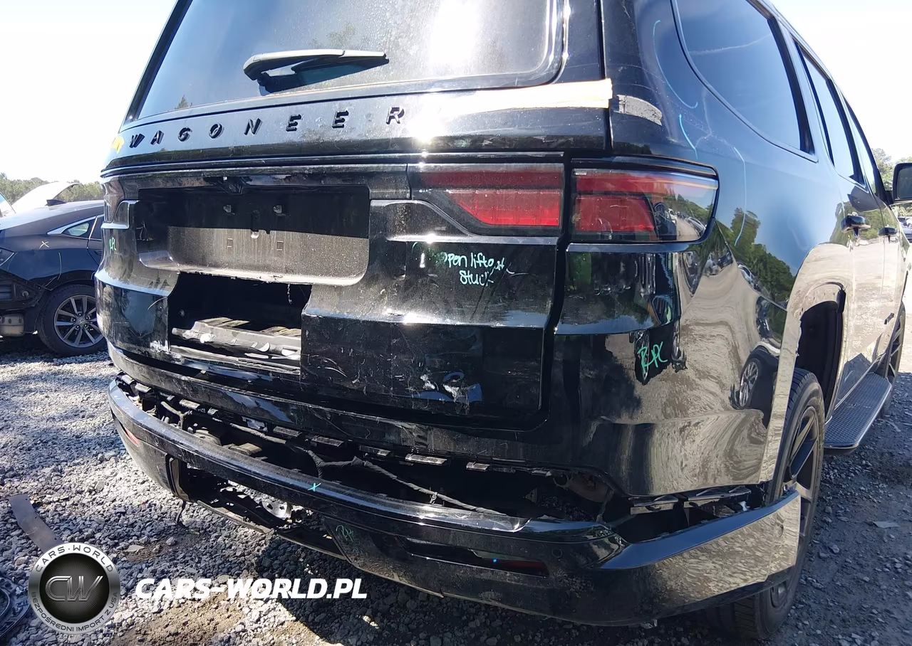 2025 Jeep Wagoneer Series Ii Overland 4X4 VIN:1C4SJVBP7SS517803 - 18