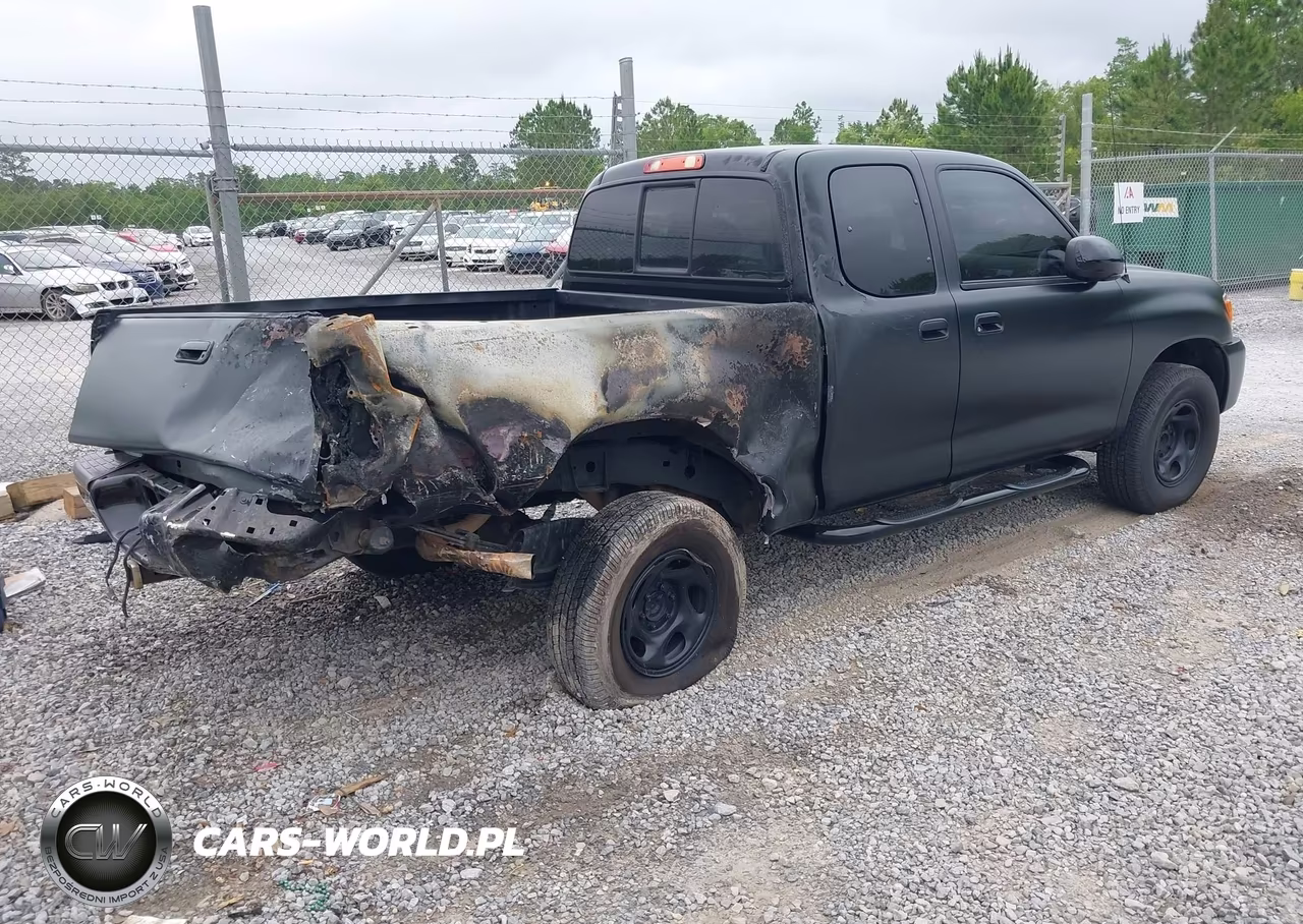 2003 Toyota Tundra Sr5 VIN:5TBRN34193S392550 - 4