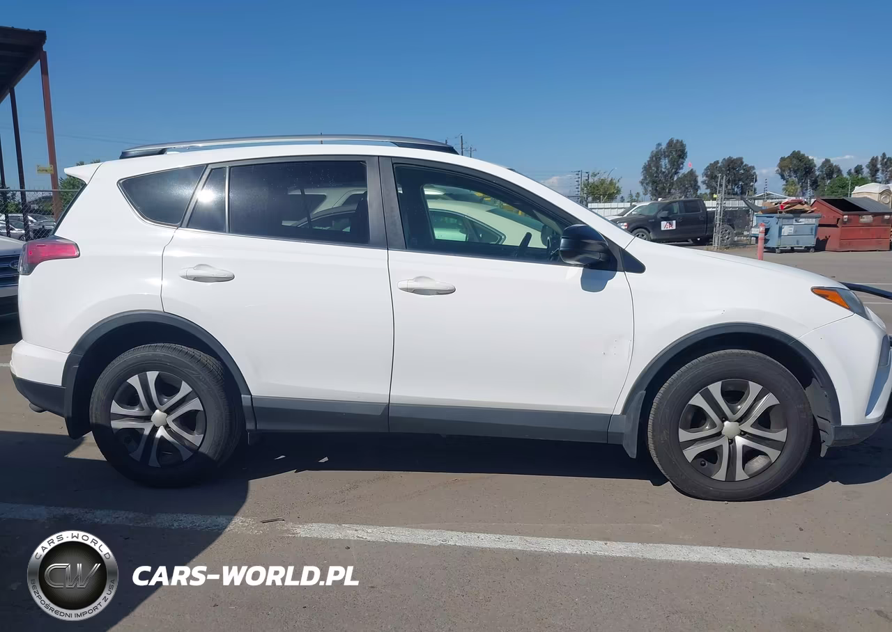 2018 Toyota Rav4 Le VIN:JTMBFREVXJJ719977 - 13