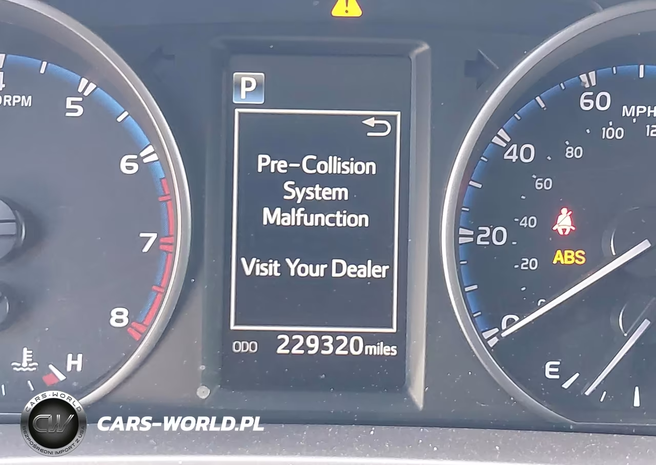 2018 Toyota Rav4 Le VIN:JTMBFREVXJJ719977 - 15