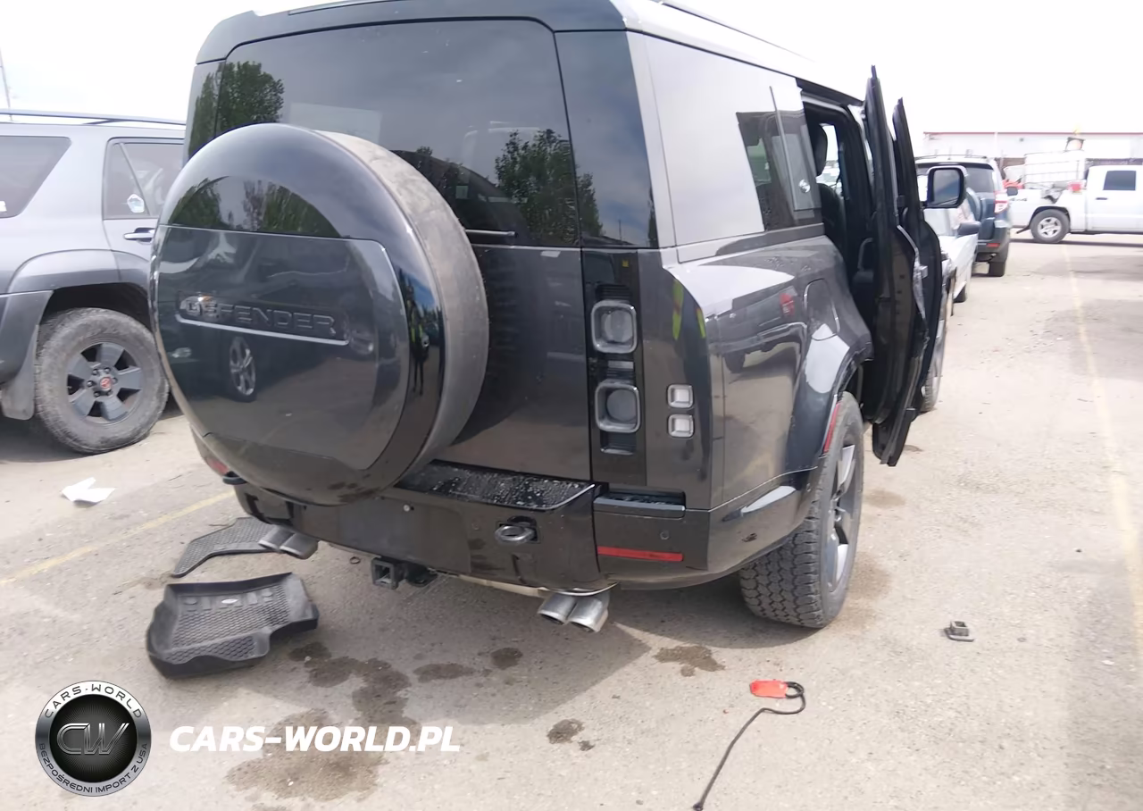 2024 Land Rover Defender 130 P500 V8 VIN:SALEBFFE9R2282834 - 4