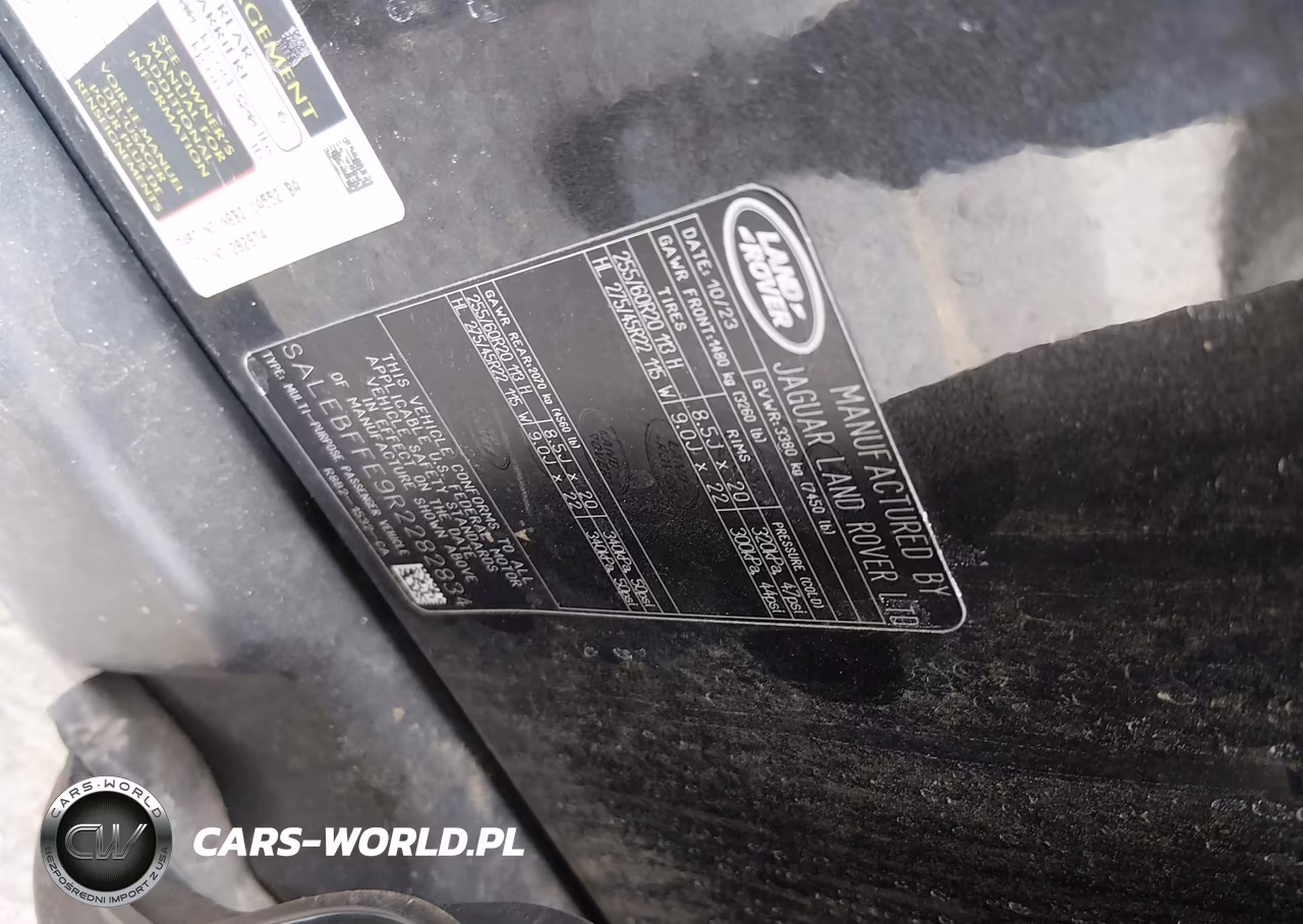 2024 Land Rover Defender 130 P500 V8 VIN:SALEBFFE9R2282834 - 9