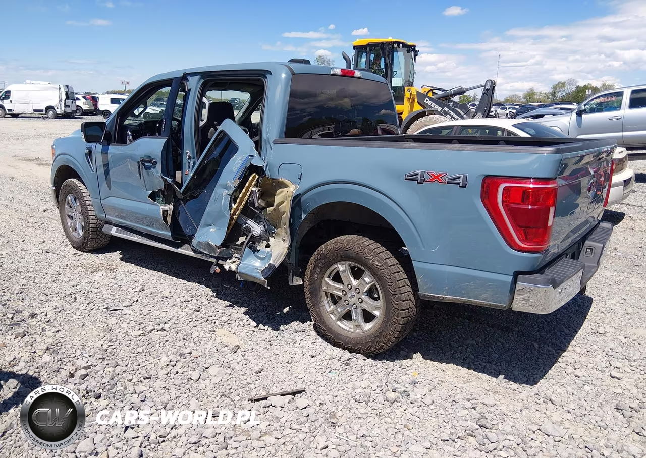 2023 Ford F-150 Xlt VIN:1FTFW1E55PKE38613 - 3