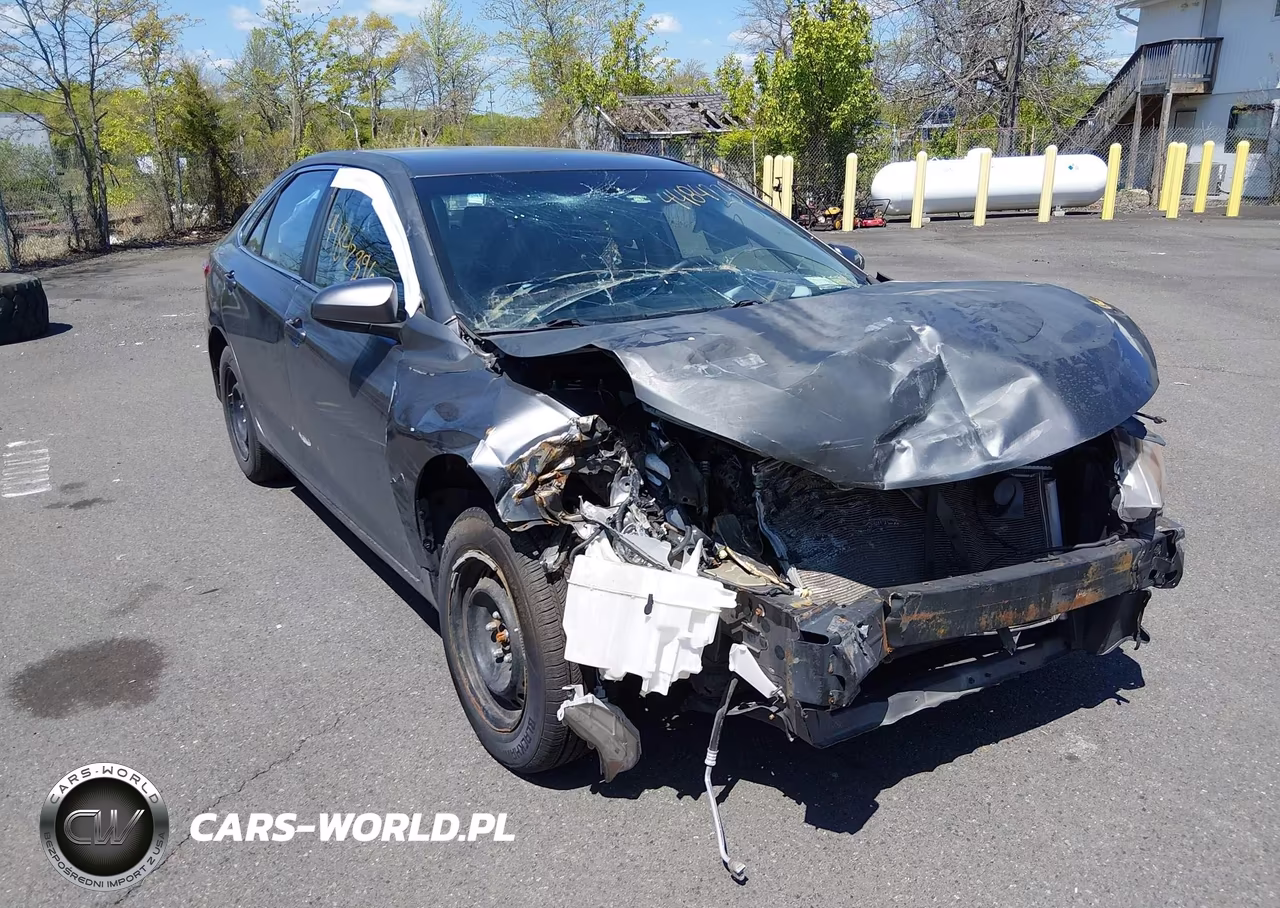 2015 Toyota Camry Le