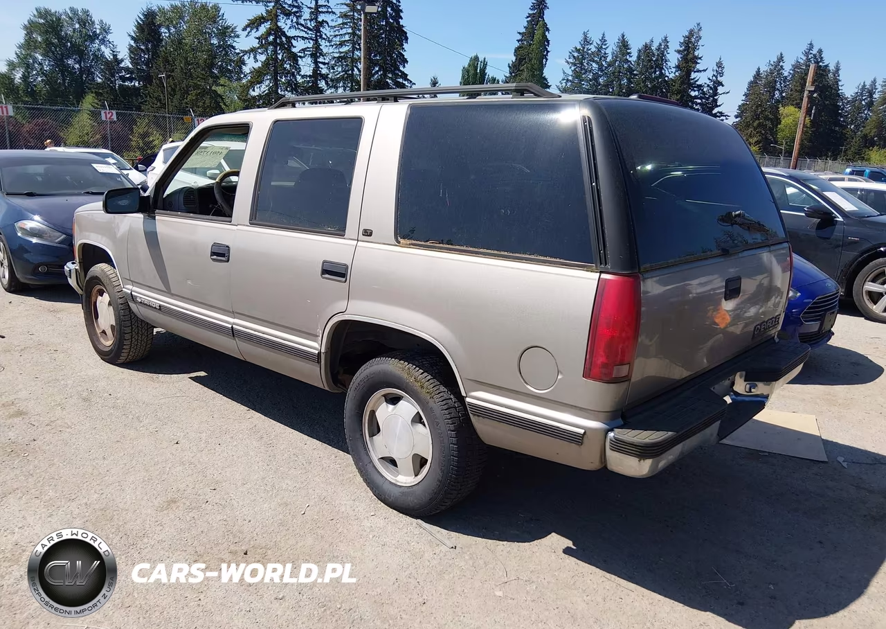 1999 Chevrolet Tahoe Ls VIN:1GNEK13R5XJ337775 - 3