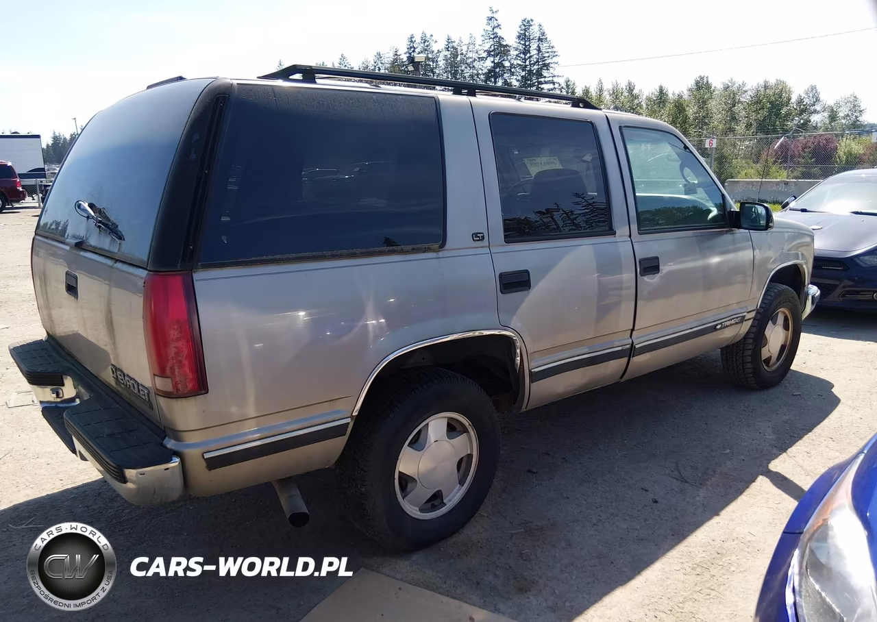 1999 Chevrolet Tahoe Ls VIN:1GNEK13R5XJ337775 - 4