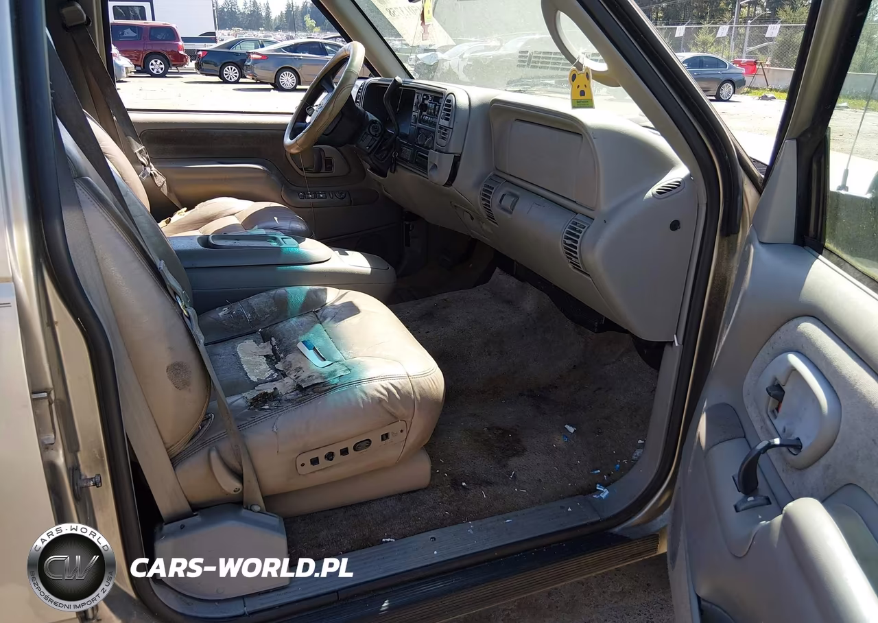1999 Chevrolet Tahoe Ls VIN:1GNEK13R5XJ337775 - 5