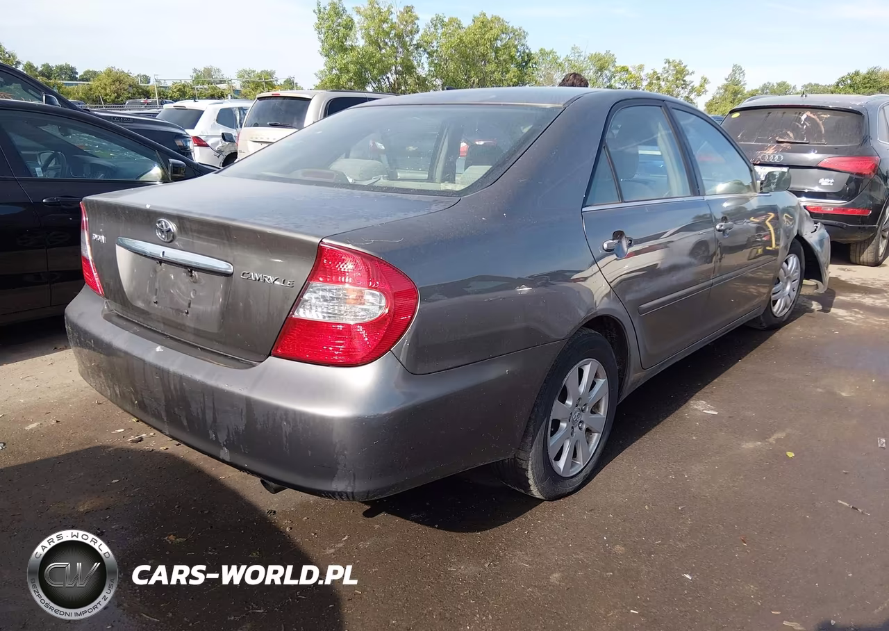 2004 Toyota Camry Le VIN:4T1BE32K34U803454 - 4