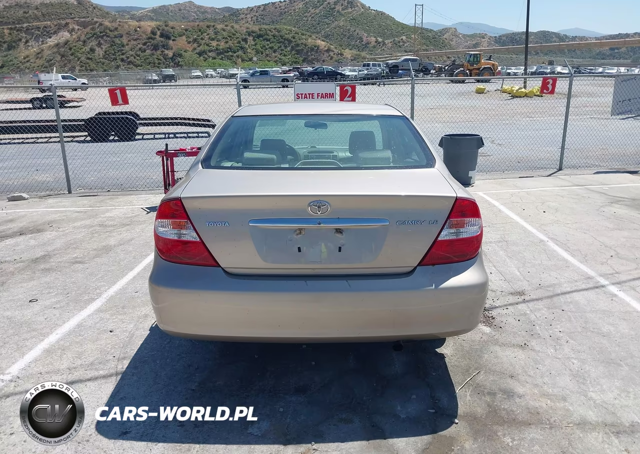 2003 Toyota Camry Le VIN:4T1BE32K73U252329 - 16