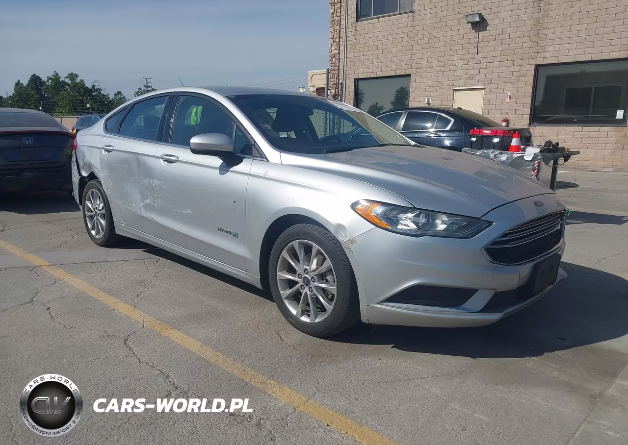 2017 Ford Fusion Hybrid Se – zdjęcie 1 z 16