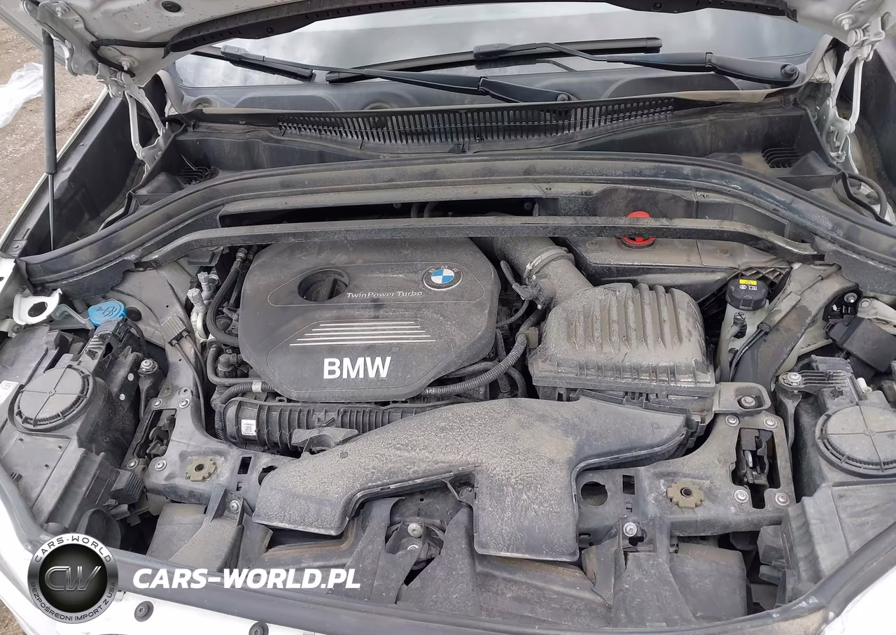 2018 BMW X1 xDrive28I VIN:WBXHT3C38J5K20589 - 10