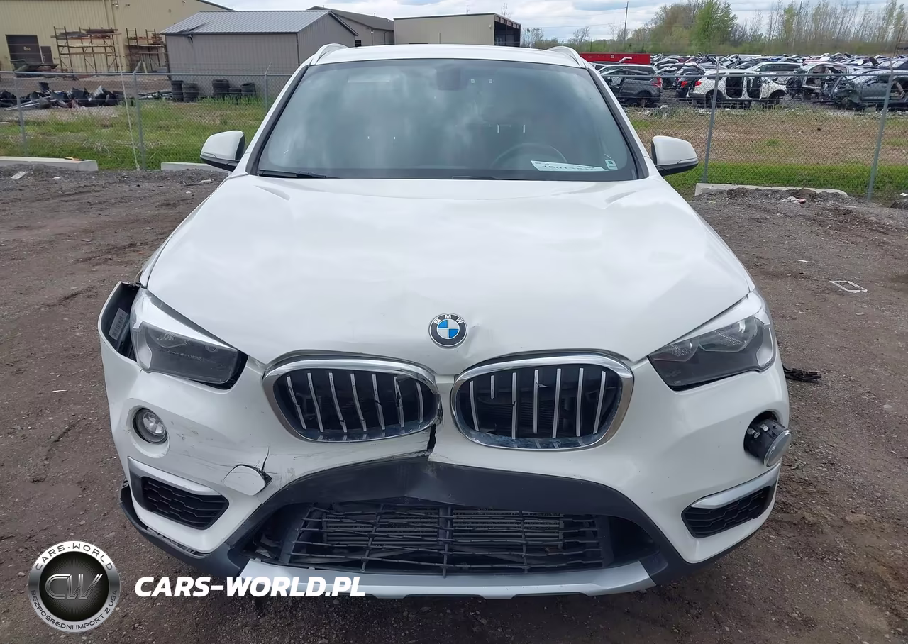 2018 BMW X1 xDrive28I VIN:WBXHT3C38J5K20589 - 12