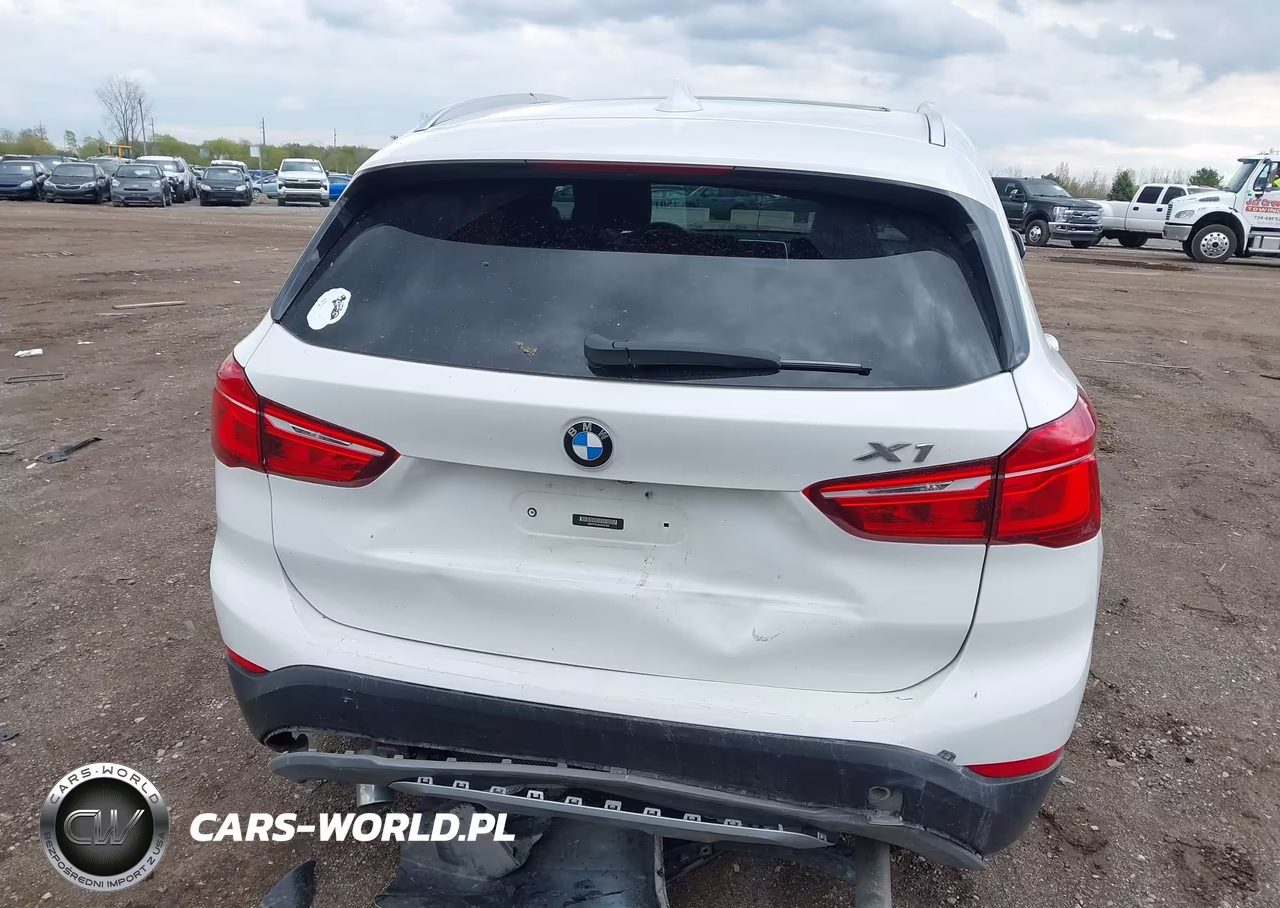 2018 BMW X1 xDrive28I VIN:WBXHT3C38J5K20589 - 16