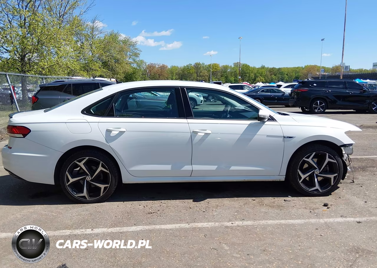 2020 Volkswagen Passat 2.0T R-Line VIN:1VWMA7A32LC026499 - 13
