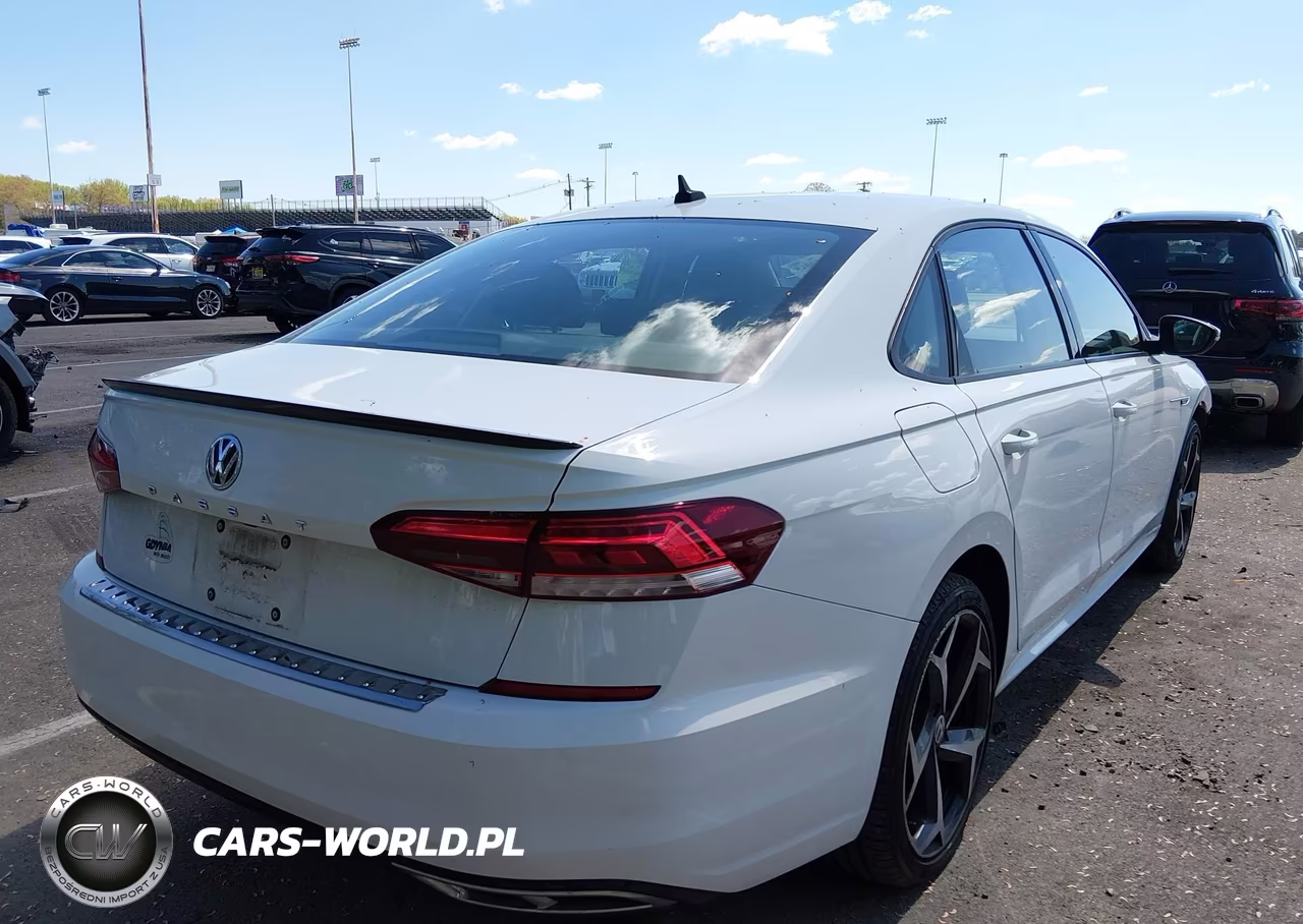 2020 Volkswagen Passat 2.0T R-Line VIN:1VWMA7A32LC026499 - 4