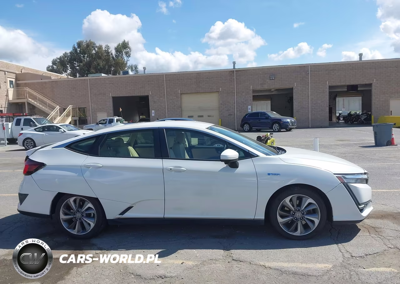 2019 Honda Clarity Plug-In Hybrid Touring VIN:JHMZC5F34KC001732 - 13