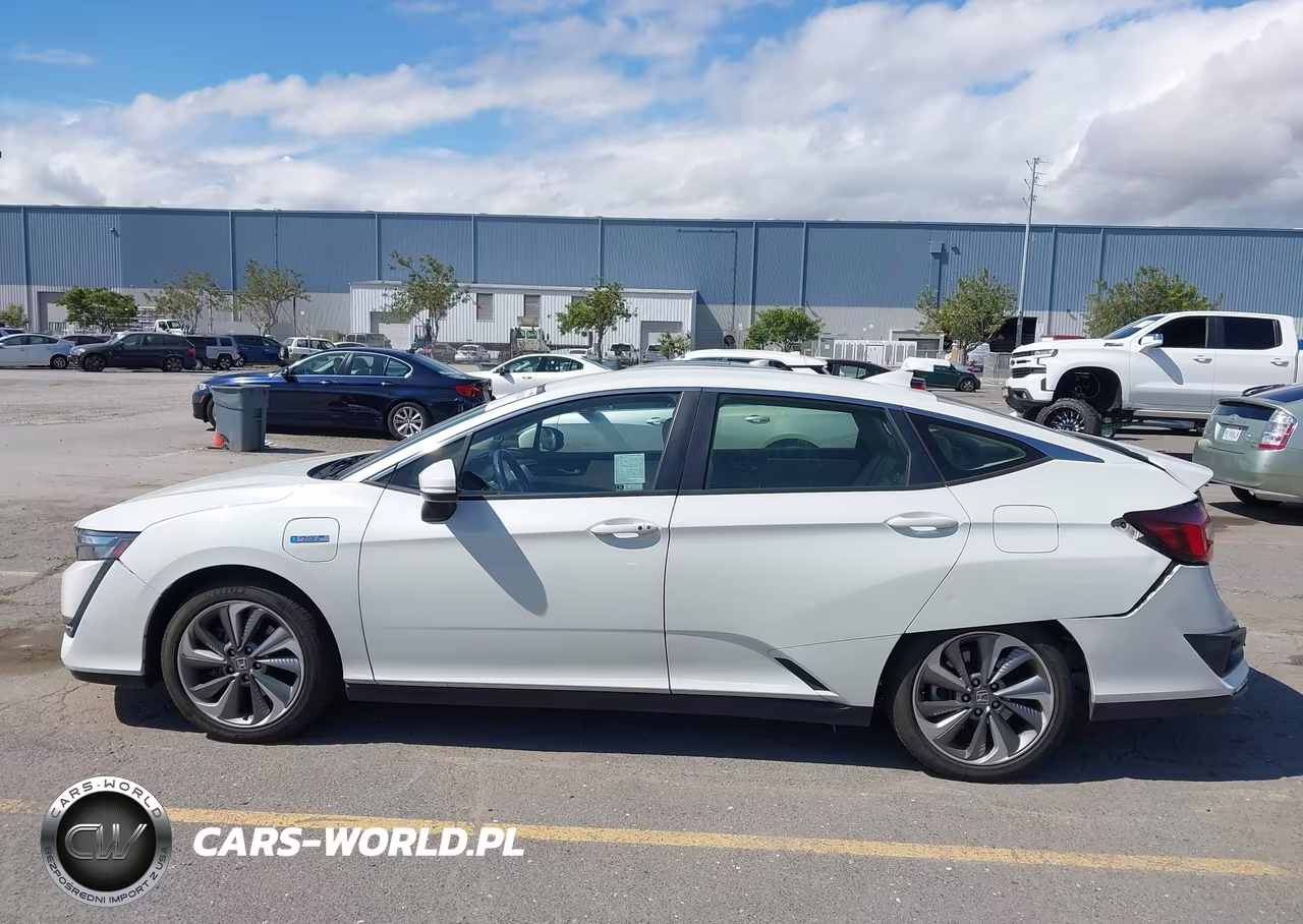 2019 Honda Clarity Plug-In Hybrid Touring VIN:JHMZC5F34KC001732 - 14