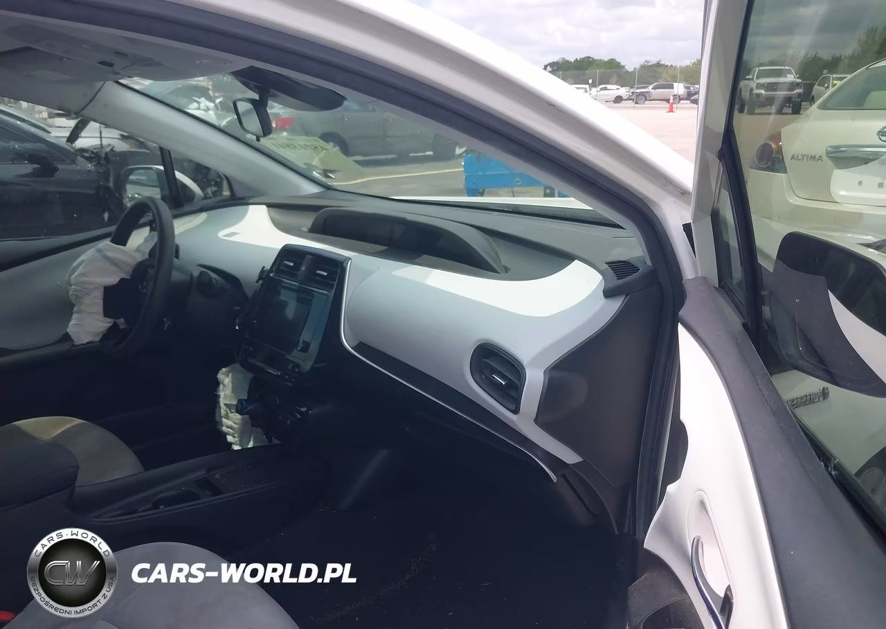 2019 Toyota Prius L Eco VIN:JTDKARFU1K3072119 - 5