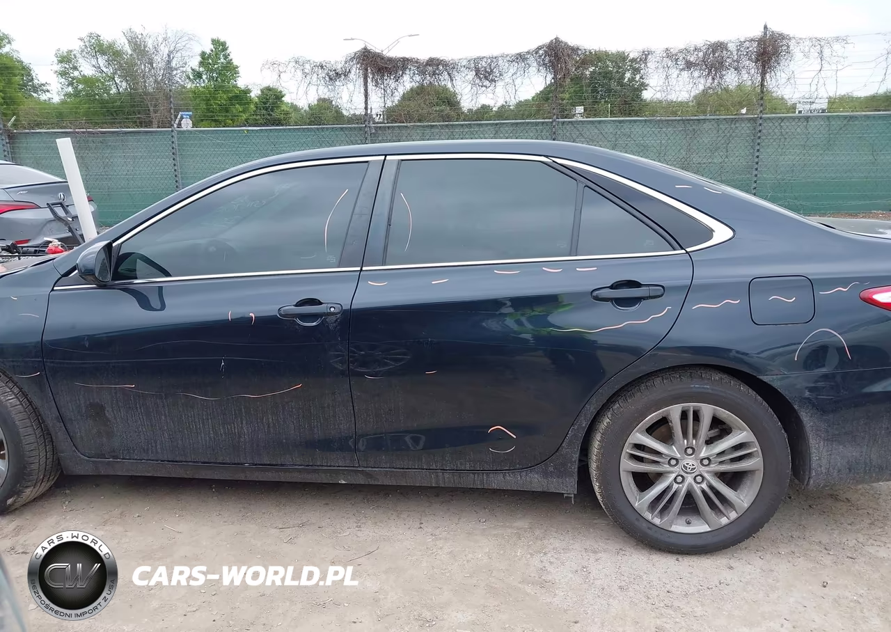 2015 Toyota Camry Se VIN:4T1BF1FK1FU096708 - 15