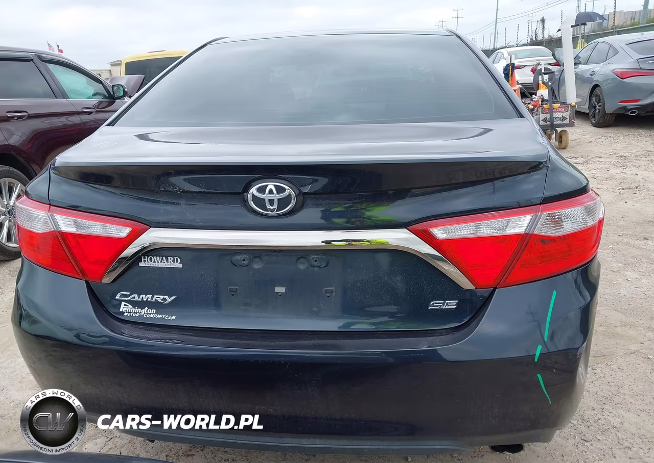 2015 Toyota Camry Se VIN:4T1BF1FK1FU096708 - 17