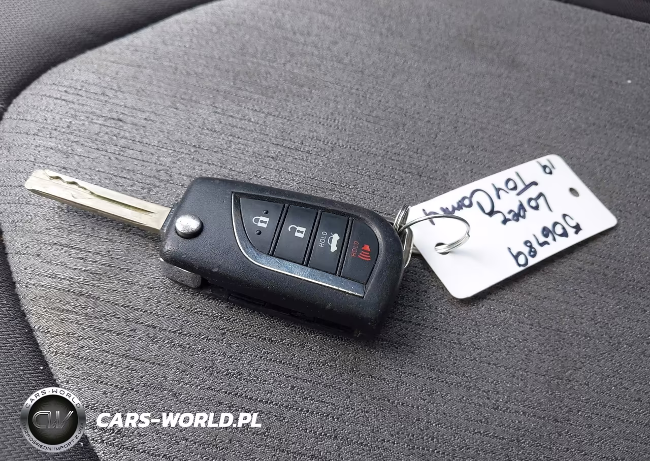 2019 Toyota Camry Le VIN:4T1B11HKXKU679347 - 11