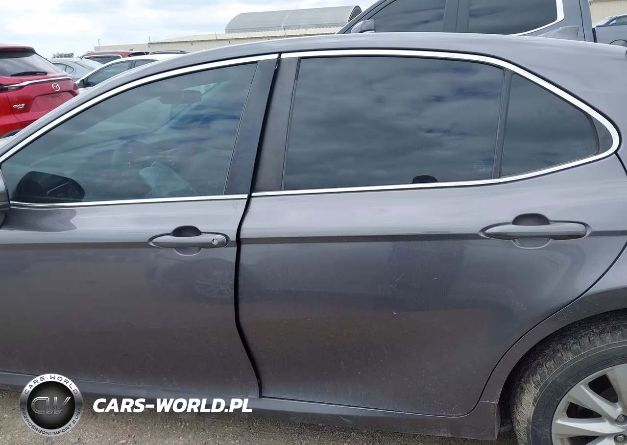 2019 Toyota Camry Le VIN:4T1B11HKXKU679347 - 14