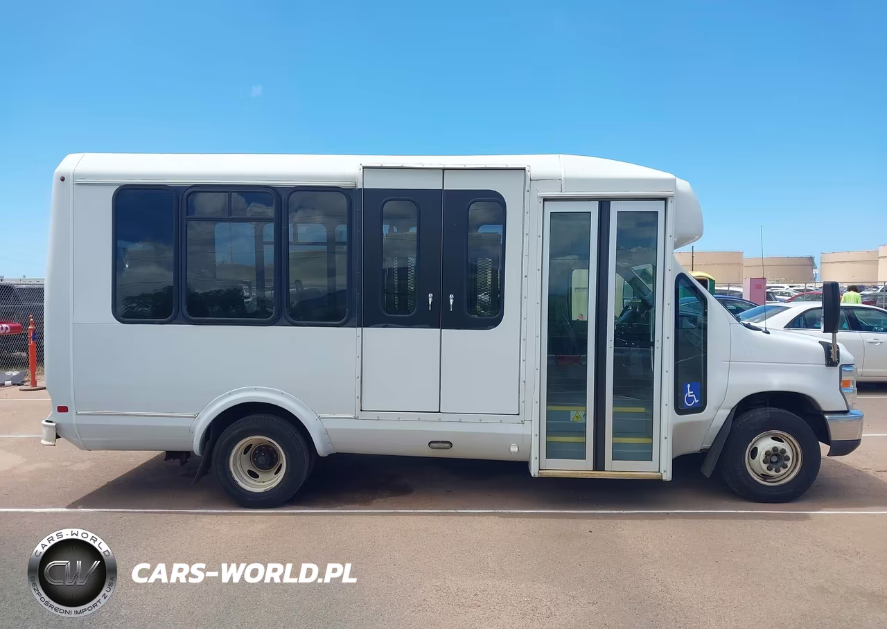 2018 Ford E-350 Cutaway VIN:1FDEE3FS5JDC04171 - 13