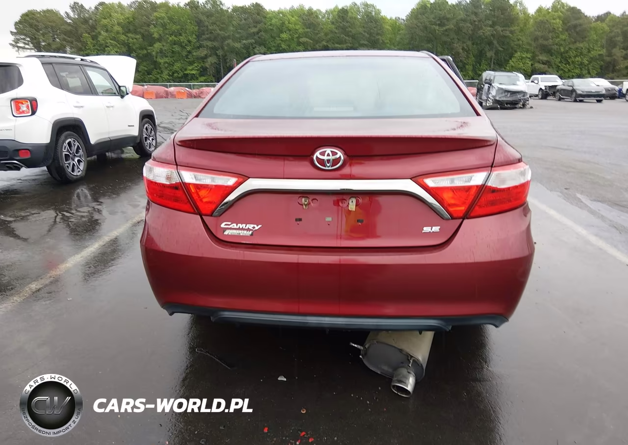 2016 Toyota Camry Se VIN:4T1BF1FK5GU518867 - 16