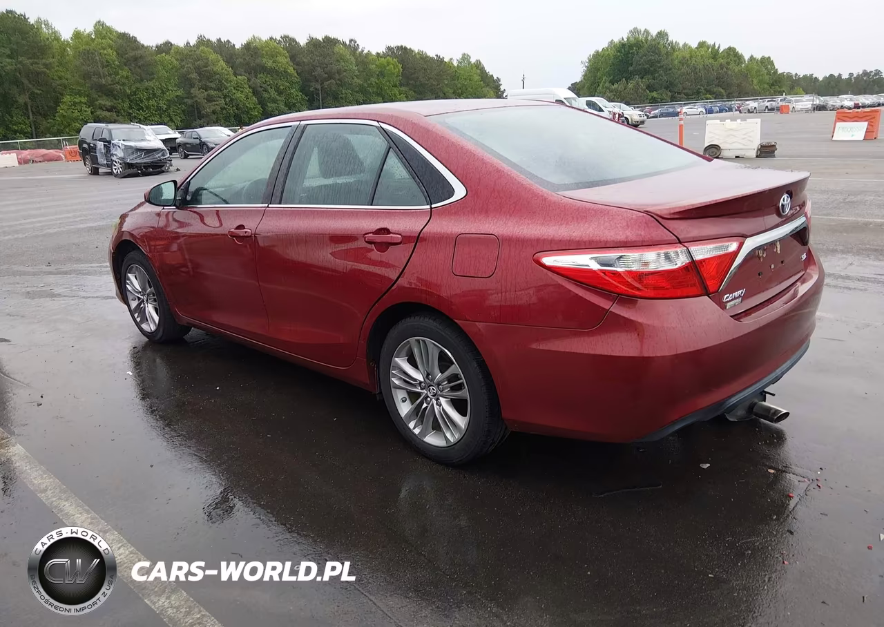 2016 Toyota Camry Se VIN:4T1BF1FK5GU518867 - 3